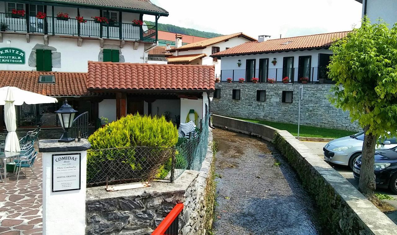 Hotel Hostal Ekaitza Lesaka Exteriér fotografie